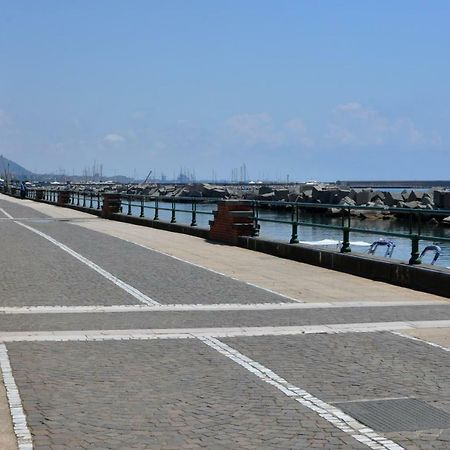 Capofortuna B&B Salerno Centro Ngoại thất bức ảnh