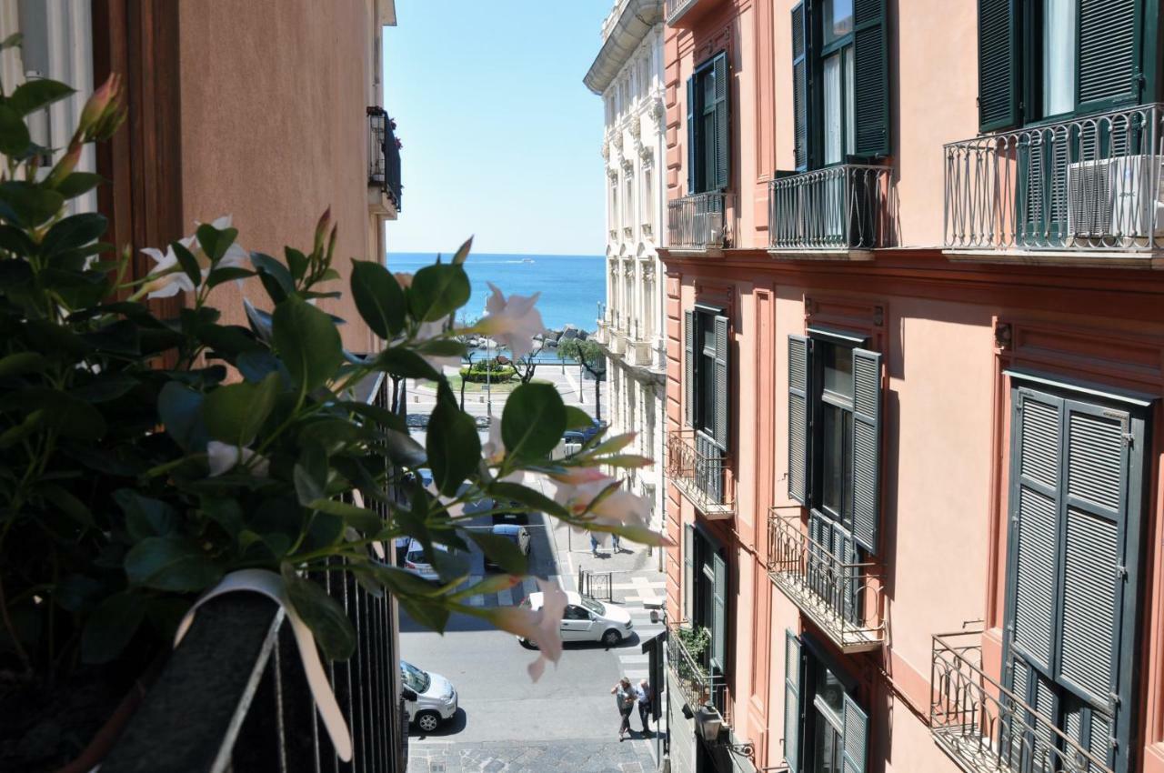 Capofortuna B&B Salerno Centro Ngoại thất bức ảnh